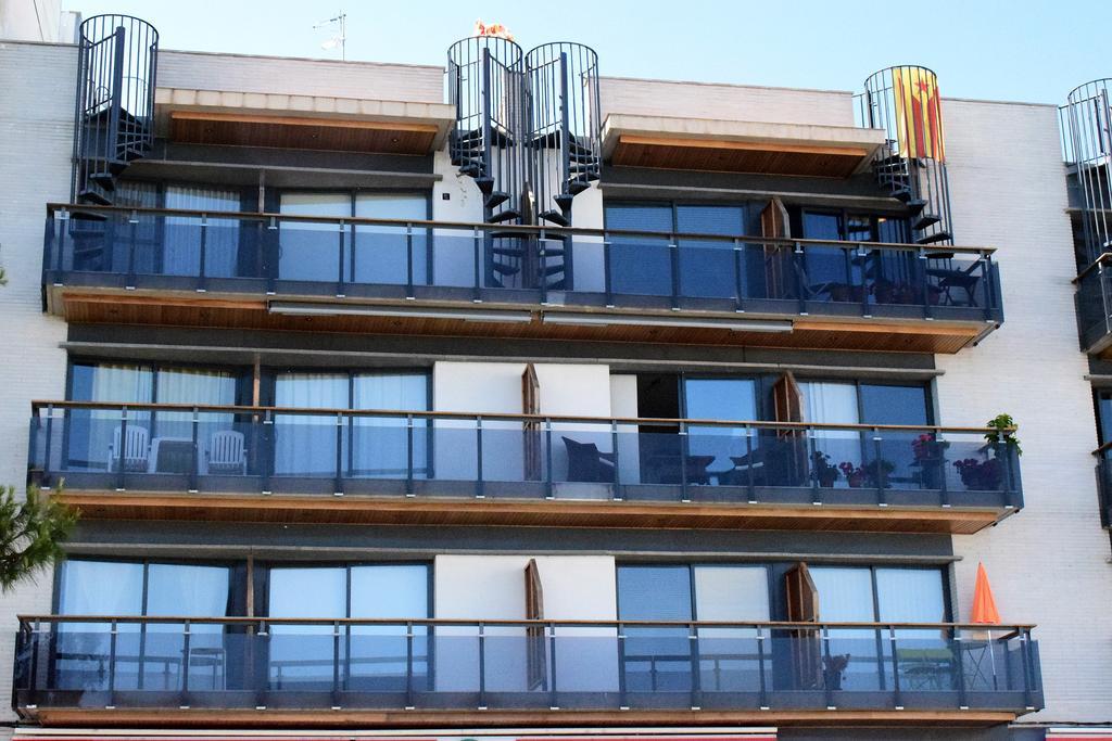 Rosa Dels Vents Apartment L'Ampolla Luaran gambar